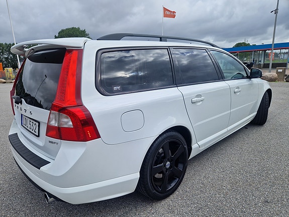 Volvo V70 14 of 17