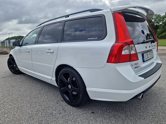 Volvo V70 15 of 17