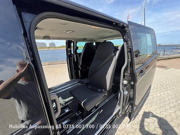 Ford Custom Tourneo 10 of 30