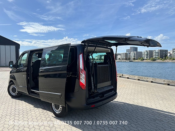 Ford Custom Tourneo 13 of 30