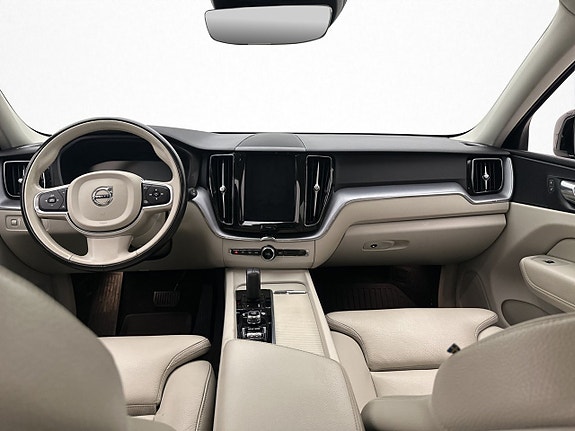 Volvo XC60 19 of 30