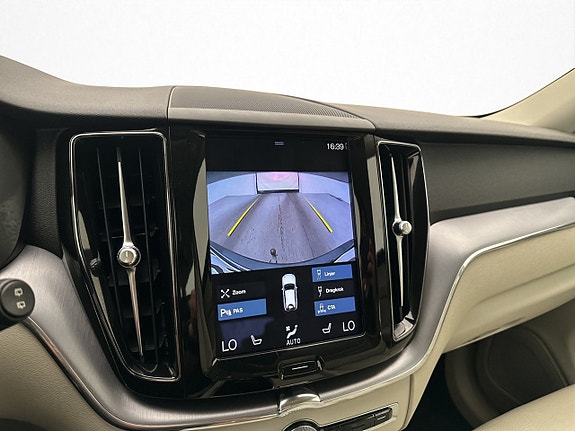 Volvo XC60 20 of 30