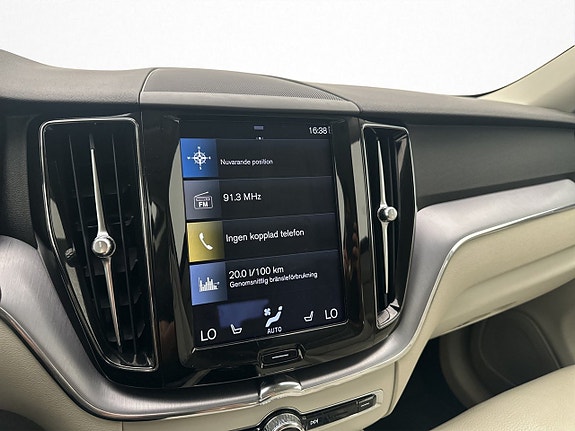 Volvo XC60 22 of 30