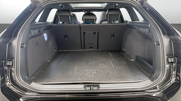 Volkswagen Passat 15 of 16
