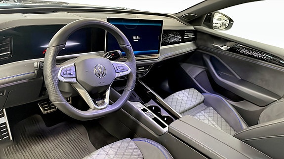 Volkswagen Passat 8 of 16