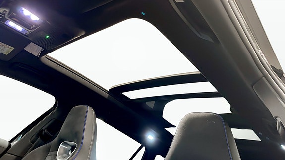 Volkswagen Passat 10 of 16