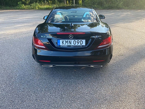 Mercedes-Benz SLC200 4 of 7