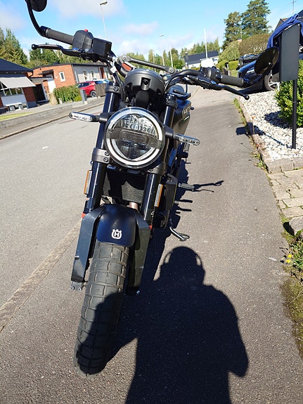 Husqvarna HUSQVARNA SVARTPILEN 401 3 of 4