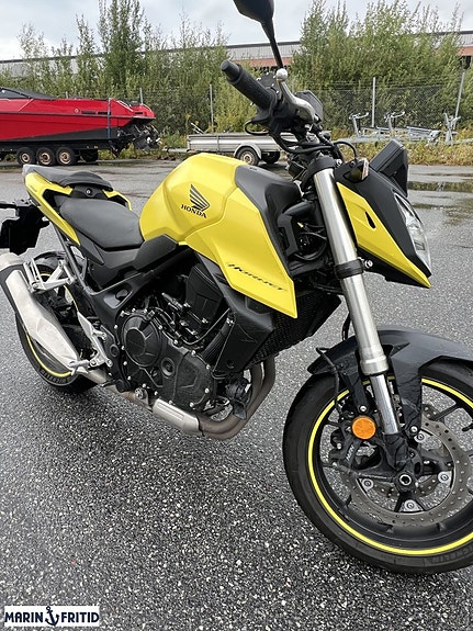 Honda 750 Hornet 6 of 8