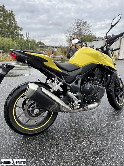 Honda 750 Hornet 3 of 8