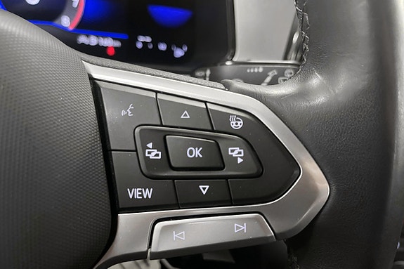 Volkswagen T-Roc 21 of 29