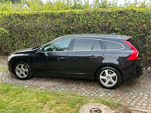 Volvo V60 3 of 13