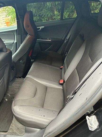 Volvo V60 11 of 13