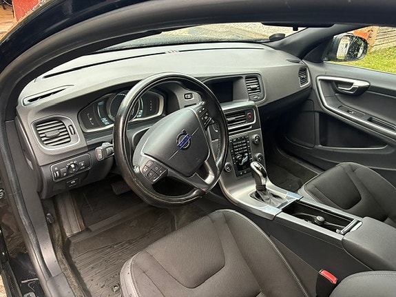 Volvo V60 7 of 13