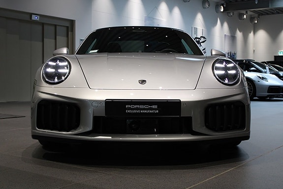 Porsche 911 Turbo S 5 of 18