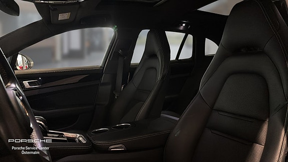 Porsche Panamera 4 5 of 15