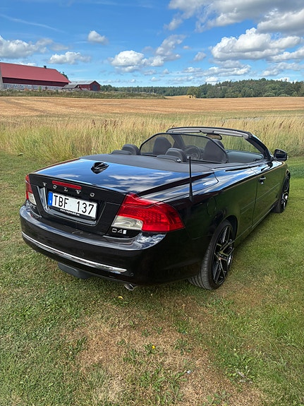 Volvo C70 3 of 10