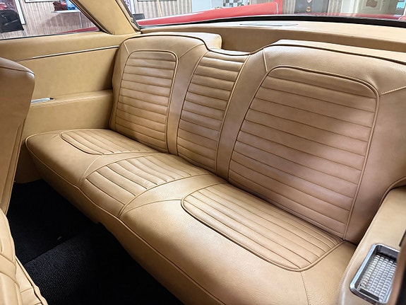 Chrysler 300C 21 of 26