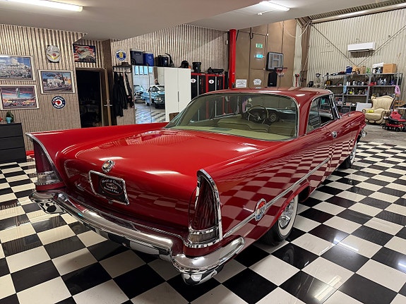 Chrysler 300C 5 of 26