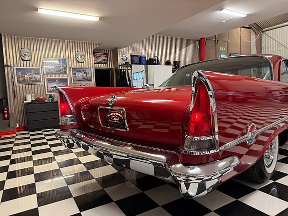 Chrysler 300C 9 of 26