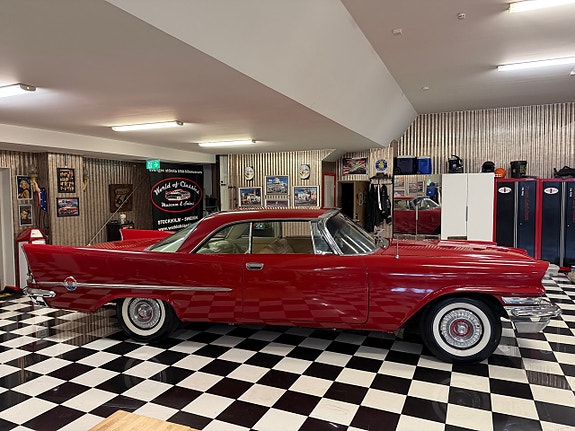 Chrysler 300C 4 of 26