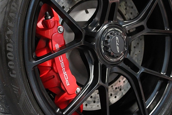 Porsche 911 GT3 13 of 21
