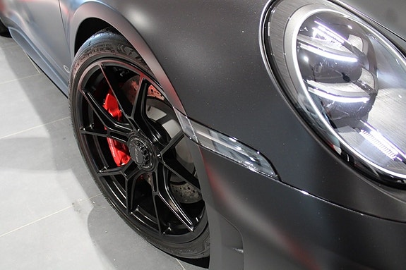 Porsche 911 GT3 11 of 21