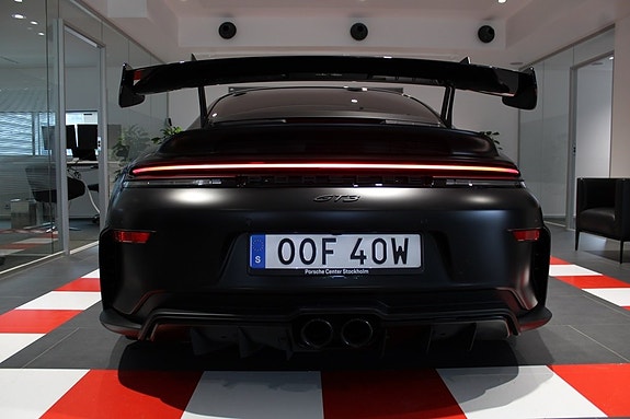 Porsche 911 GT3 6 of 21