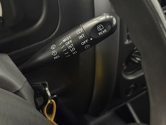 Suzuki Jimny 13 of 18