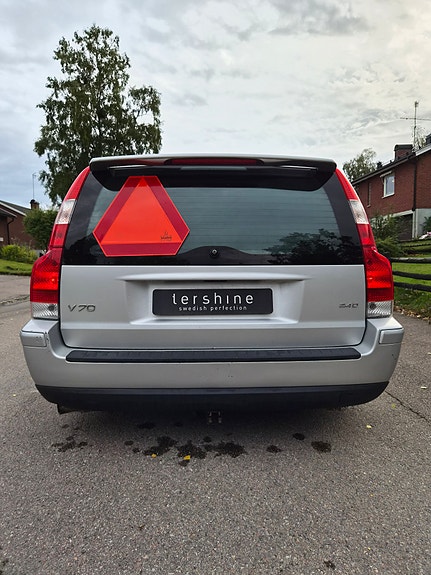 Volvo V70 6 of 13