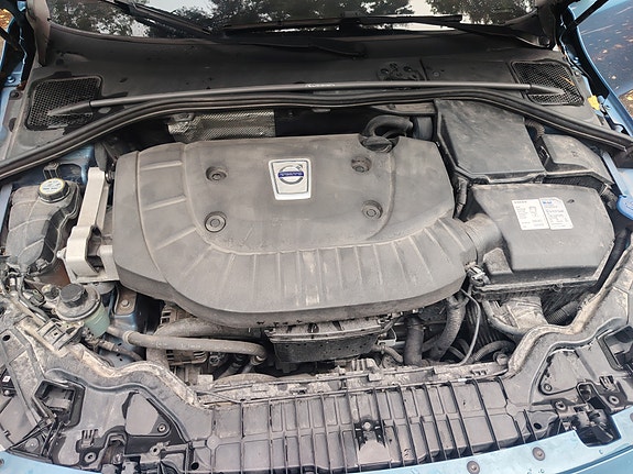 Volvo S60 7 of 10