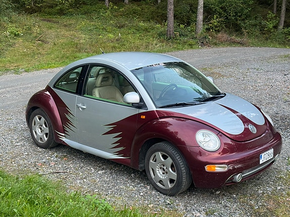 Volkswagen New Beetle 20 of 20