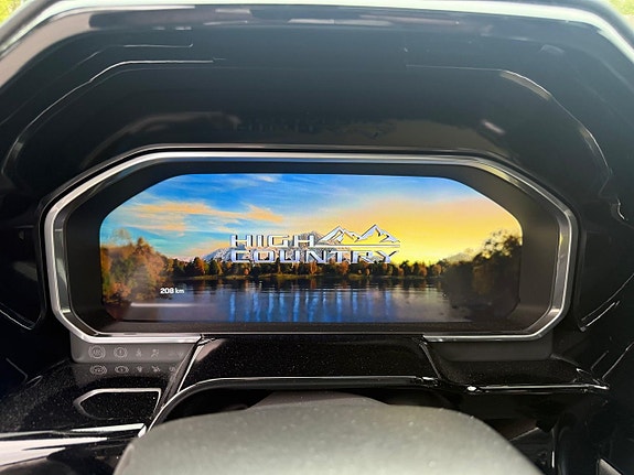 Chevrolet Silverado 1500 13 of 17