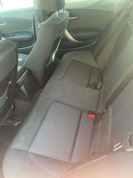 BMW 118d 5 of 6