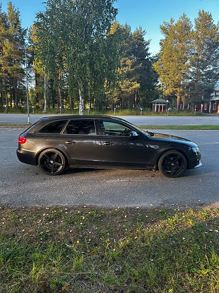 Audi A4 5 of 7