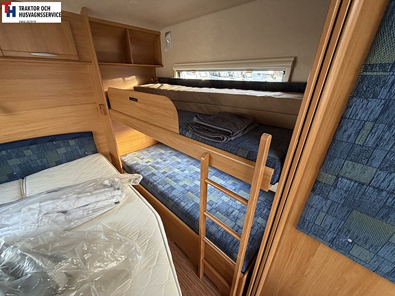 Adria CLASSICA 563 UK Barnkammarvagn -09 11 of 21