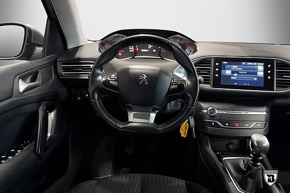 Peugeot 308 11 of 15