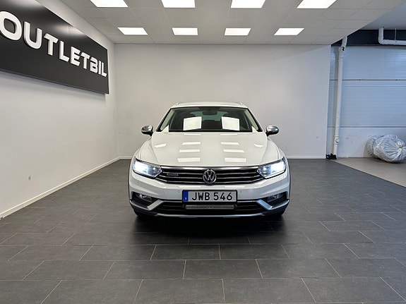 Volkswagen Passat Alltrack 5 of 28