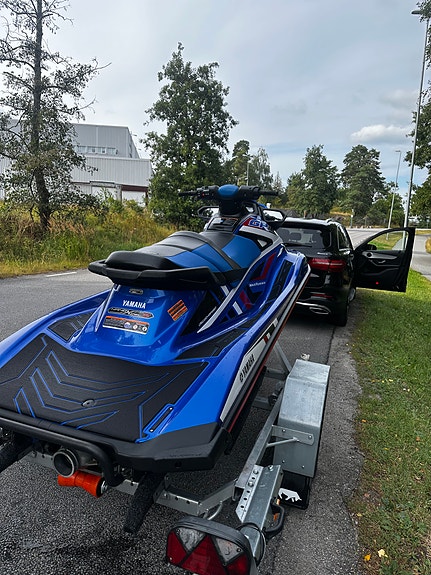 Yamaha Waverunner GP1800r SVHO 35h 7 of 12