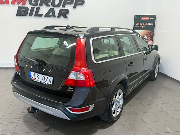 Volvo XC70 9 of 19