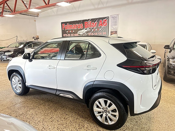 Toyota Yaris Cross 4 of 18