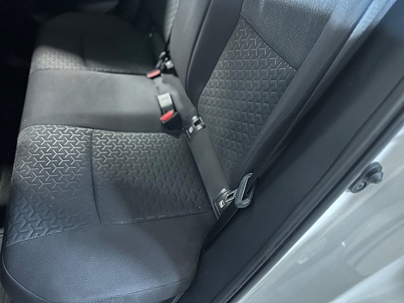 Toyota Yaris Cross 9 of 18