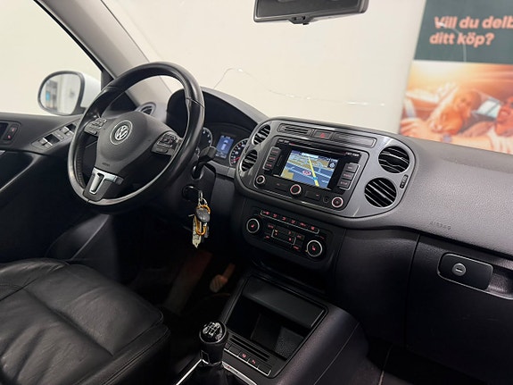 Volkswagen Tiguan 2 of 24