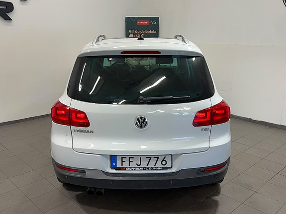 Volkswagen Tiguan 8 of 24