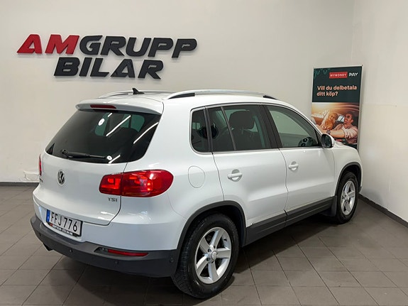 Volkswagen Tiguan 5 of 24