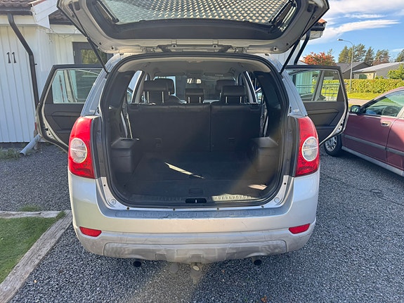 Chevrolet Captiva 4 of 6