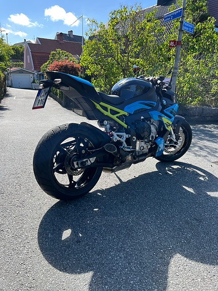 BMW S1000r 2 of 3