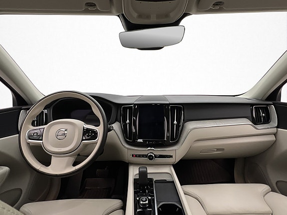 Volvo XC60 25 of 30