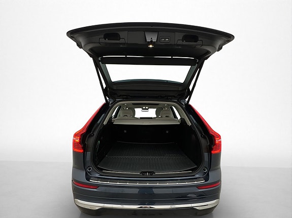 Volvo XC60 29 of 30