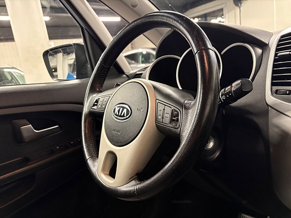 Kia Venga 6 of 12